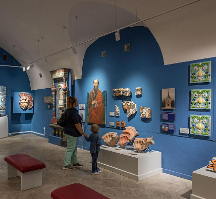 Музей «Керамарх» станет партнером интенсива «Архитектурная керамика»